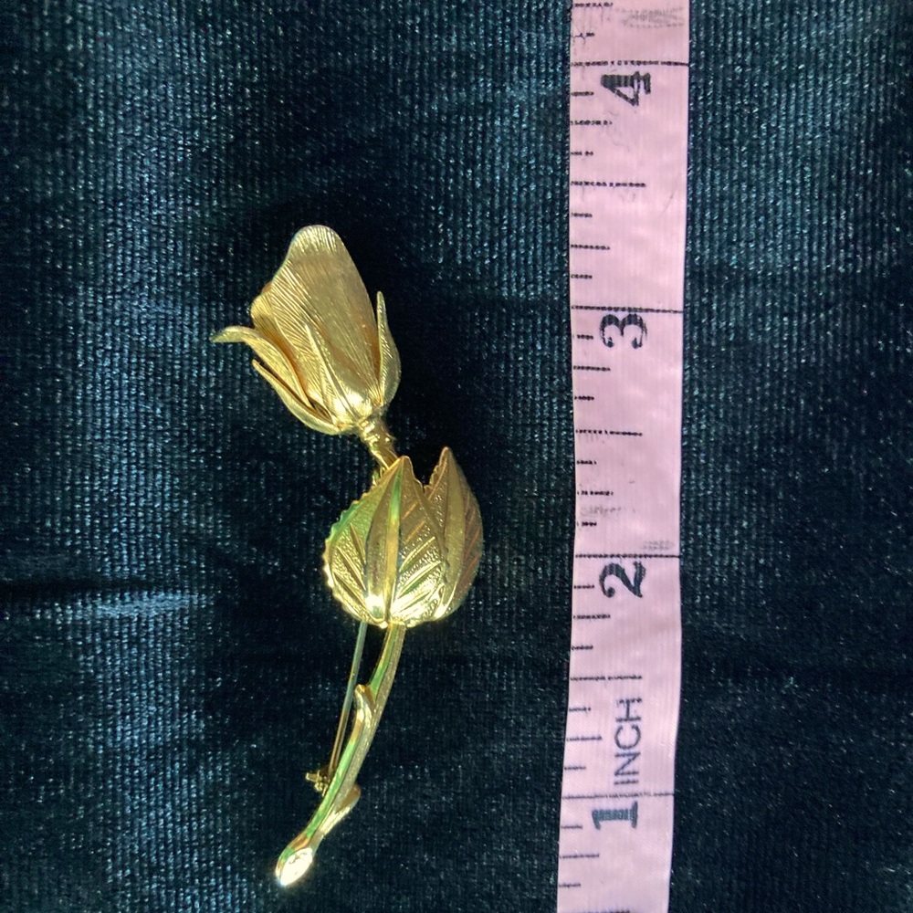 Rose Brooch Pin - Picture 4 of 4